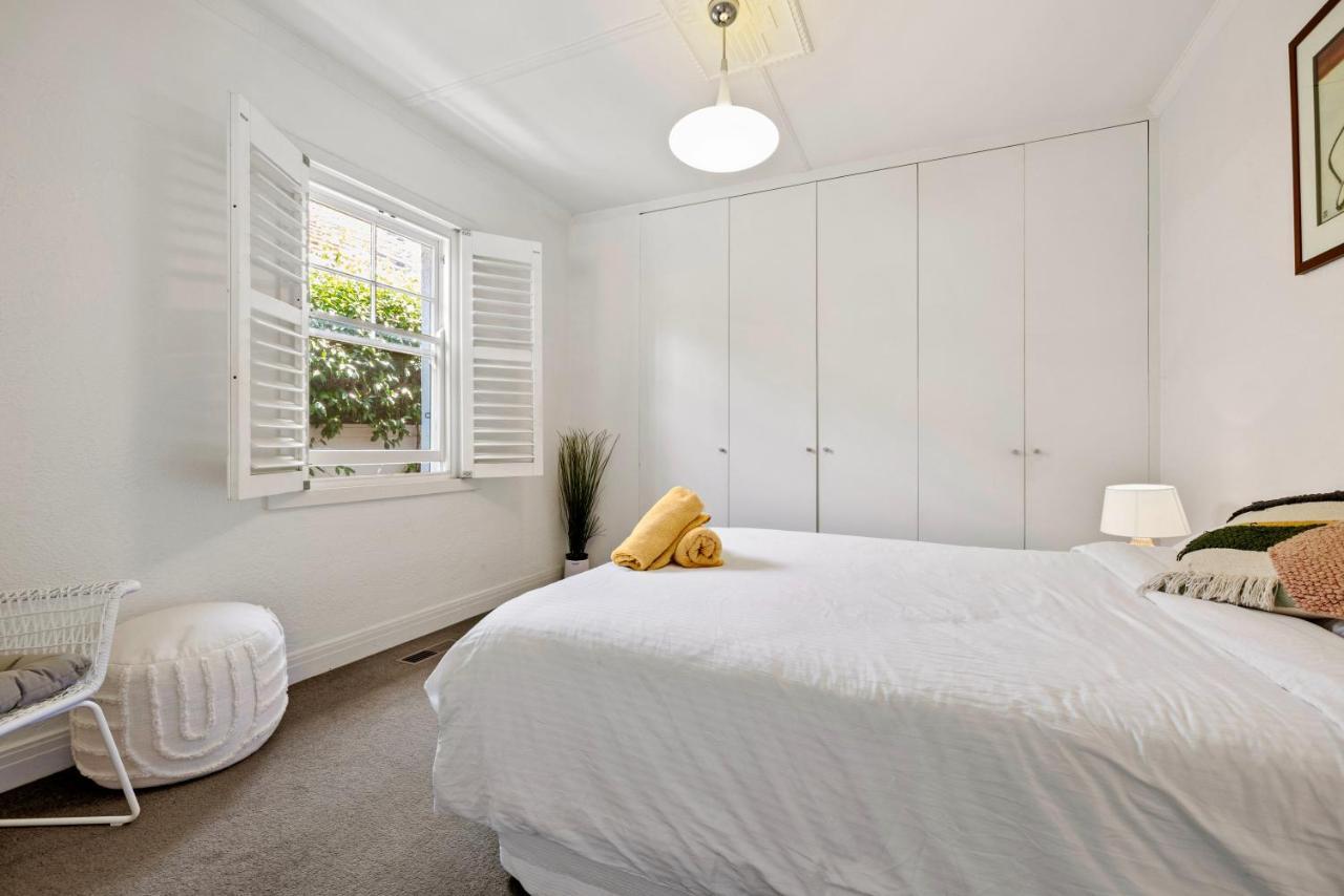 Holiday home St Kilda Style - Stunning 3 Bedroom House