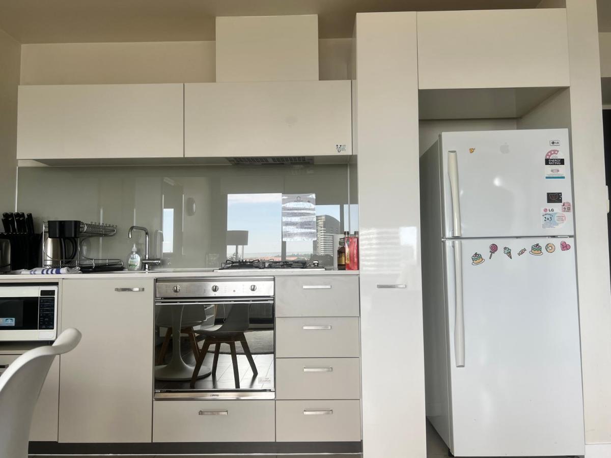 Apartment Readyset On Spencer *