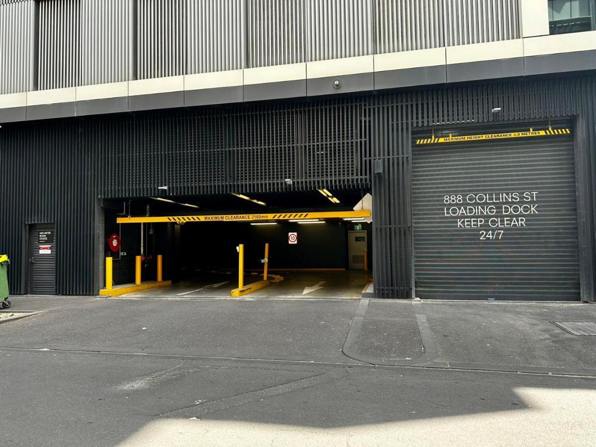 Apartment 888 Collin St With Paramount Lakeview Docklands Car Park Optional *