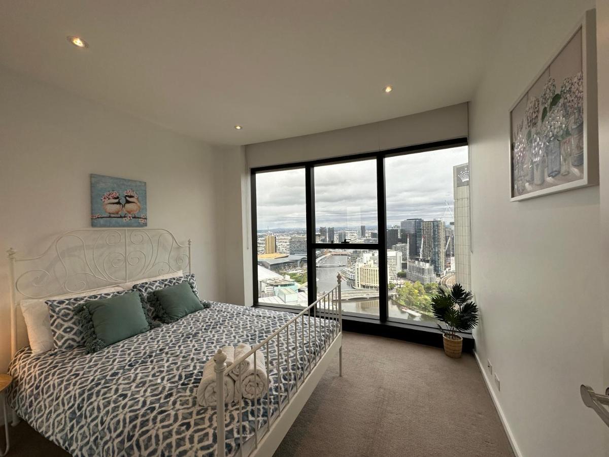 Prima Tower Face To Crown By Goodlive