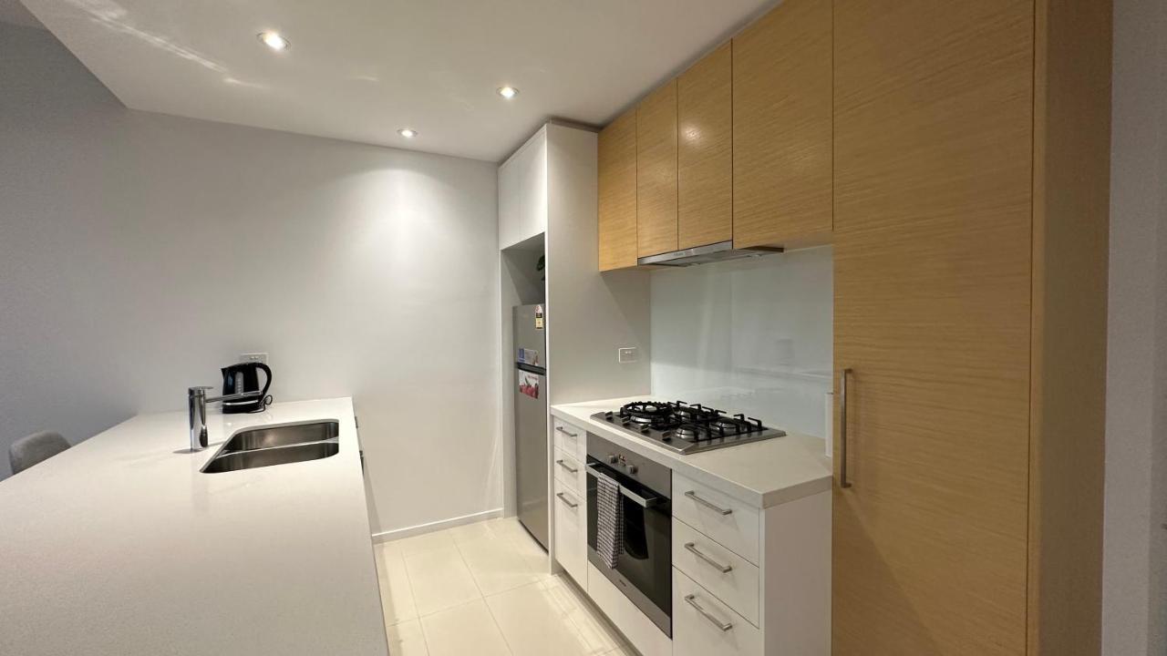 Prima Tower Face To Crown By Goodlive Melbourne