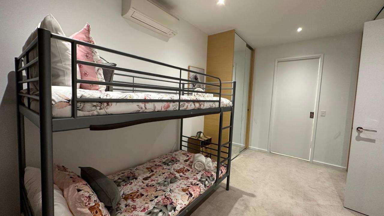 Prima Tower Face To Crown By Goodlive Apartment