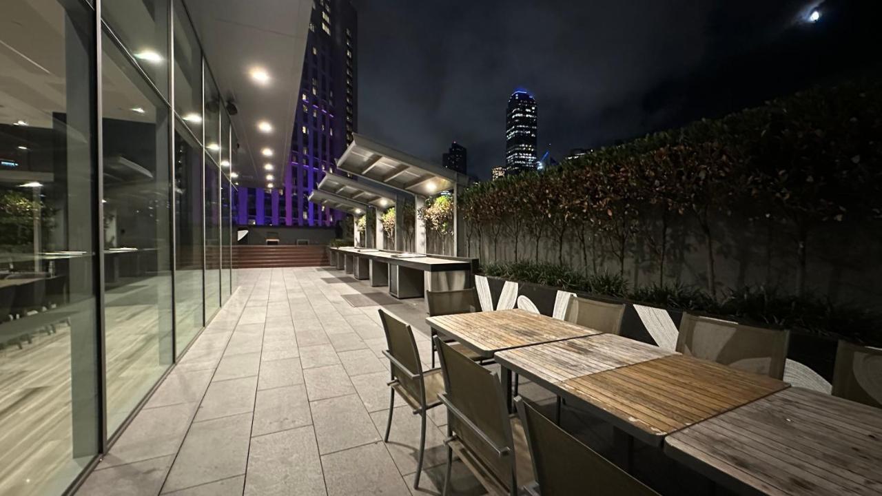 Prima Tower Face To Crown By Goodlive Apartment