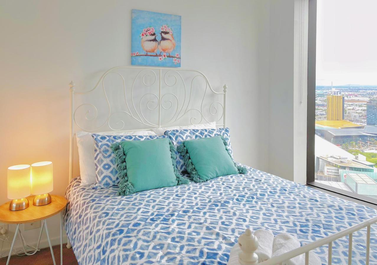 Prima Tower Face To Crown By Goodlive Apartment *