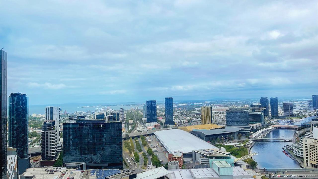 Prima Tower Face To Crown By Goodlive Apartment Melbourne