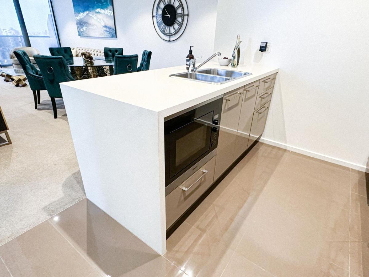 Deluxe 3 Bedroom In Southbank Apartment *