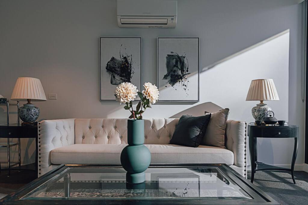 Chic Urban Oasis * Melbourne