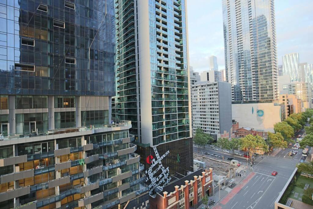 3bedroom 2bathroom Free Parking Rose Lane Melbourne