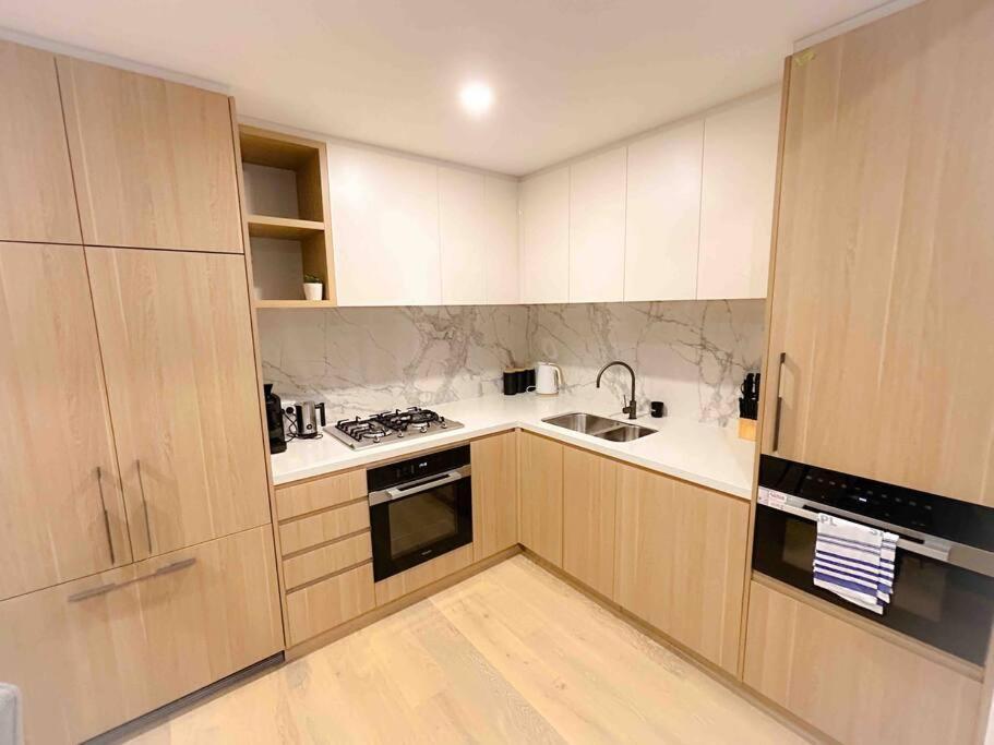 Moonee Ponds Living On Young - 205 Apartment *
