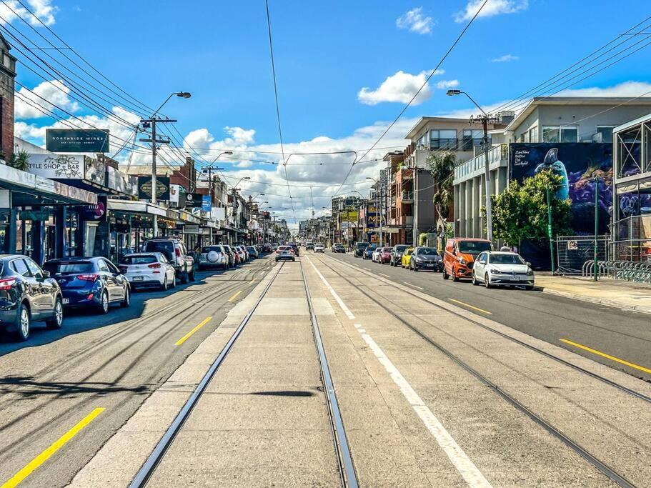 Northcote Spacious Apartment Melbourne