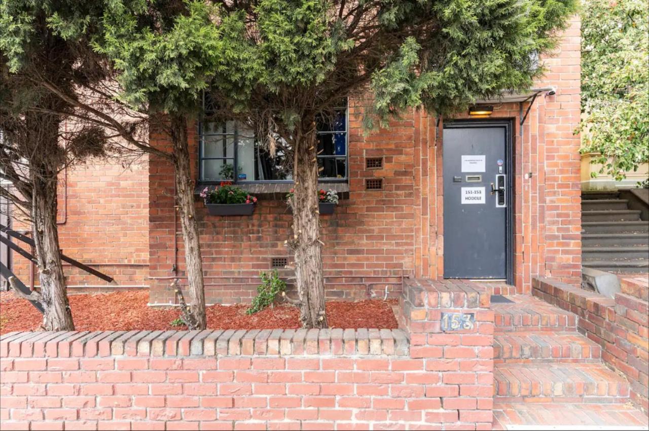 Richmond Private - 151 Hoddle Homestay *