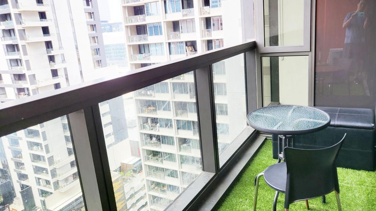 ◈melbourne Cbd 2br 2bth Indoor Pool & Balcony◈ Apartment *