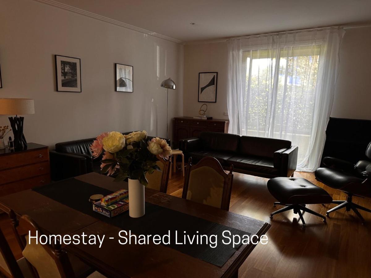 - Yarra River Boulevard - Private