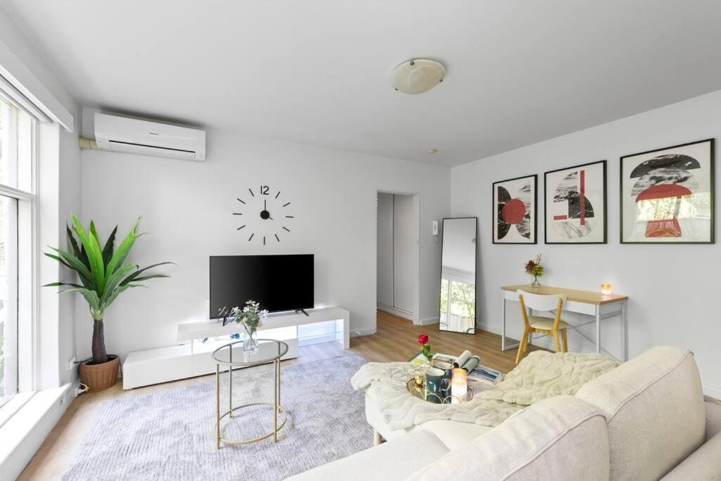 Romantic Retreat With Garden * Melbourne