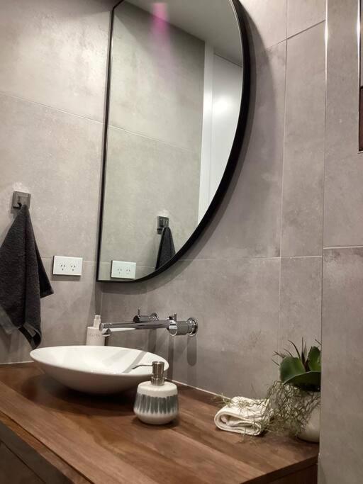 In The Heart Of Port Apartment Melbourne