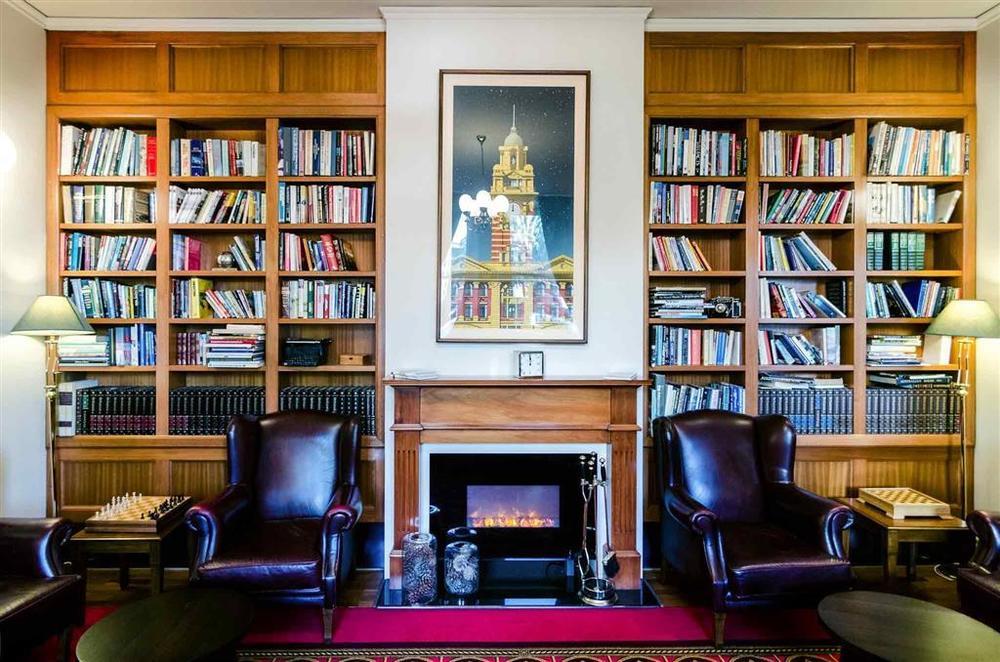 Grand Hotel Melbourne
