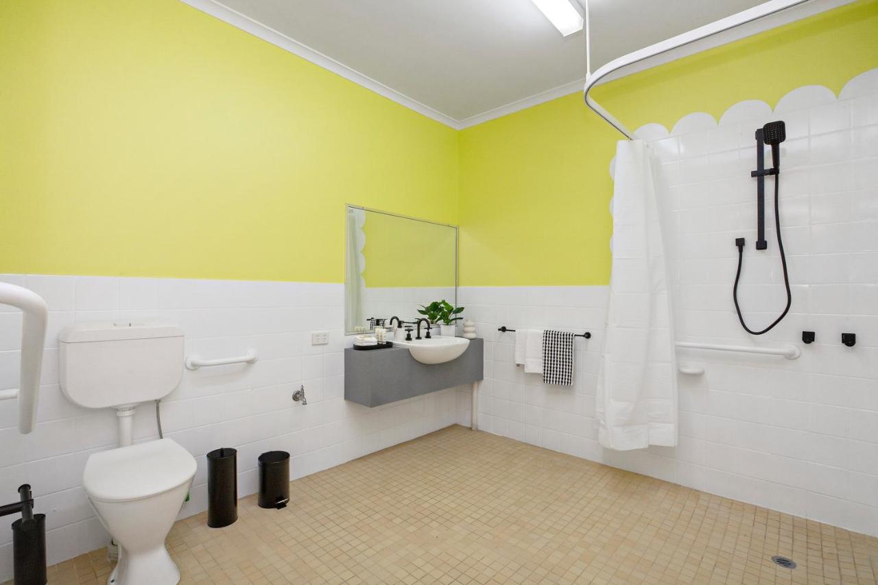 Holiday home The White House Fitzroy - One Of The Largest Single Dwelling Melbourne