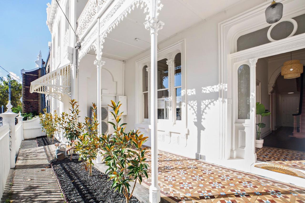 Holiday home The White House Fitzroy - One Of The Largest Single Dwelling