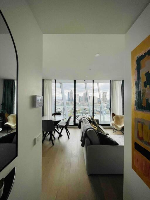 Apartment Stylish, Peaceful & Full Of Light *