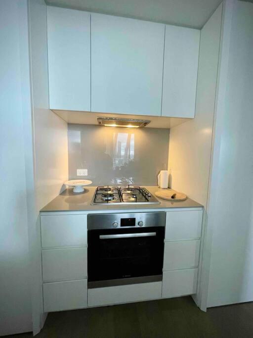 Apartment Stylish, Peaceful & Full Of Light *