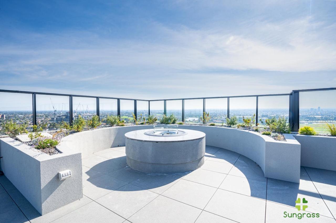 Liberty One Apartment *