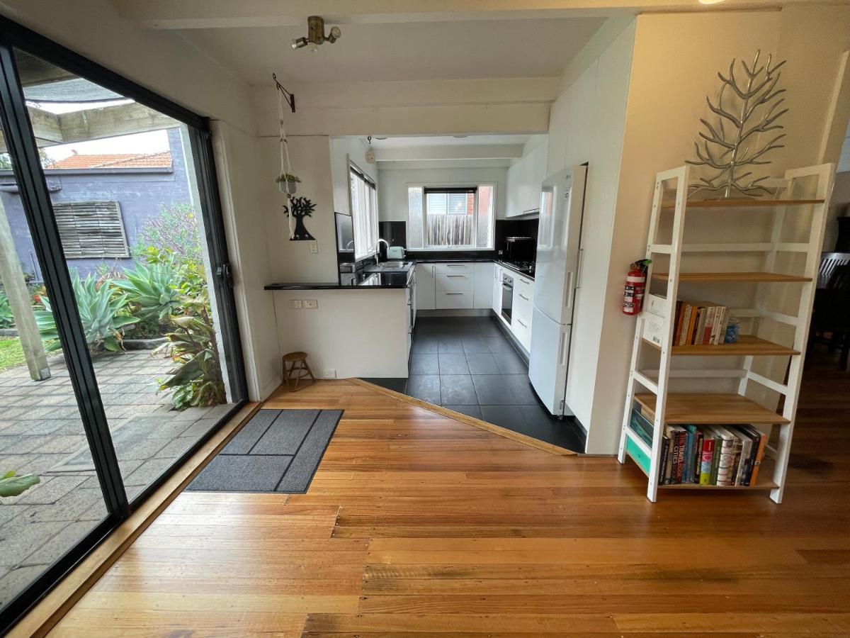Heritage Charm In The Heart Of Bentleigh Holiday home *