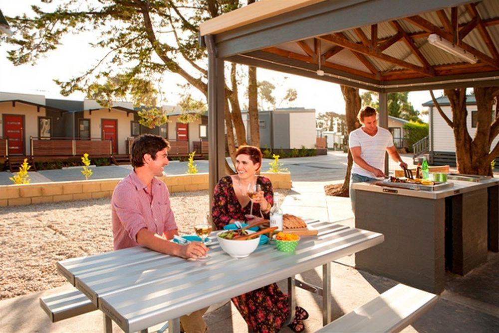 Holiday park Airport Tourist Village Melbourne