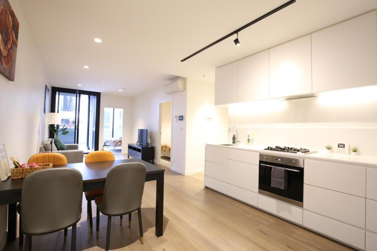 Dudley Cosy 2 Beds 2 Baths With Free Parking