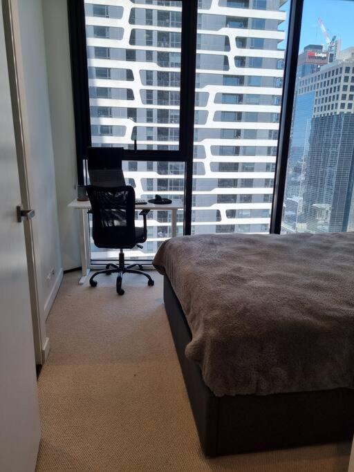 Apartment Contemporary Abode With Ultra Convenience Melbourne