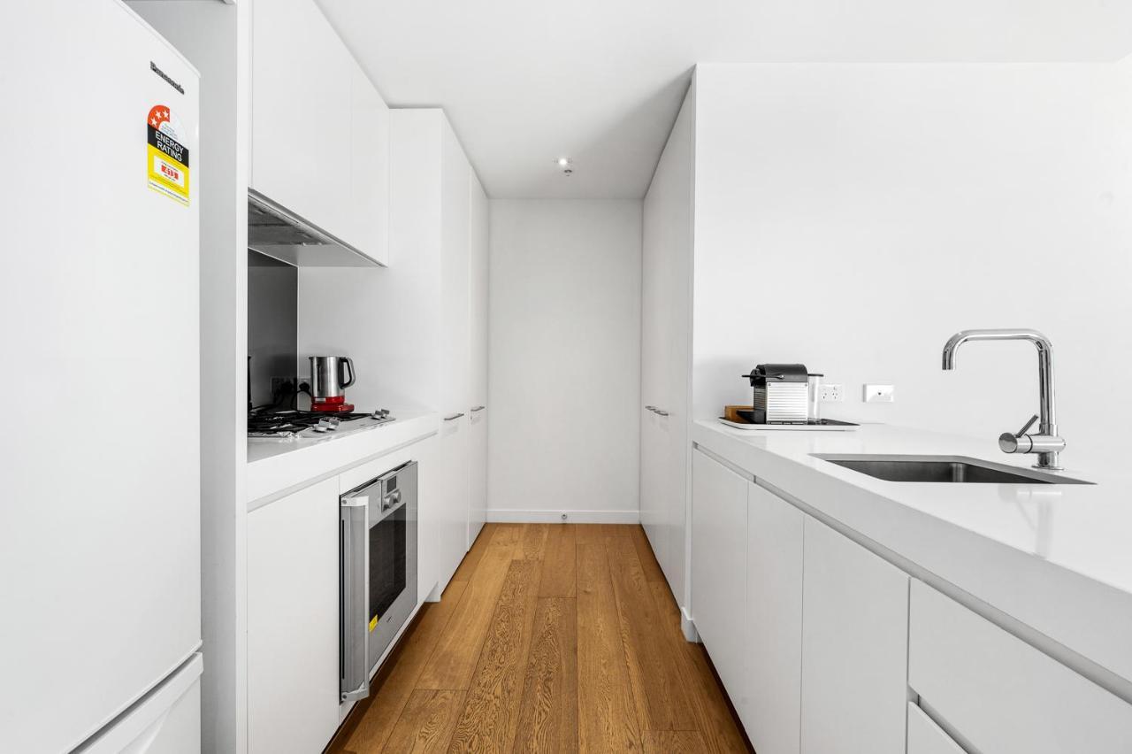 Luxe At Paris End Apartment
