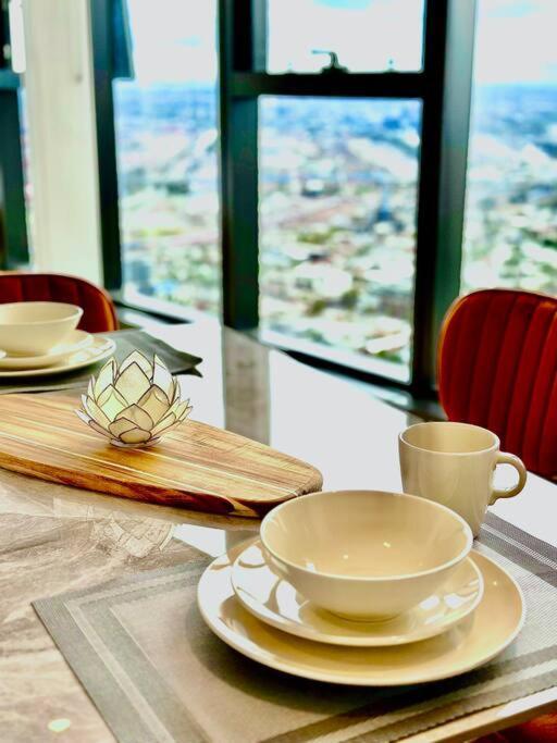 Apartment High Rise View 2bed2bath Melbourne