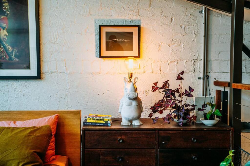 Jungle Warehouse - Bohemian Escape With A Bath! Melbourne