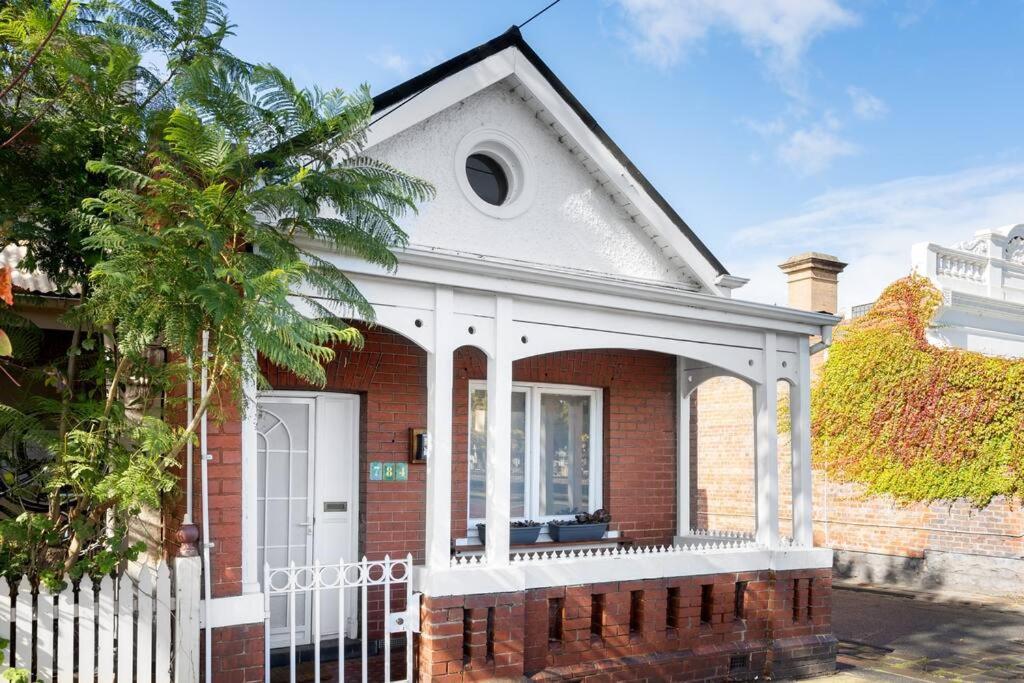 Iconic Lygon Street Home, Carlton Holiday home