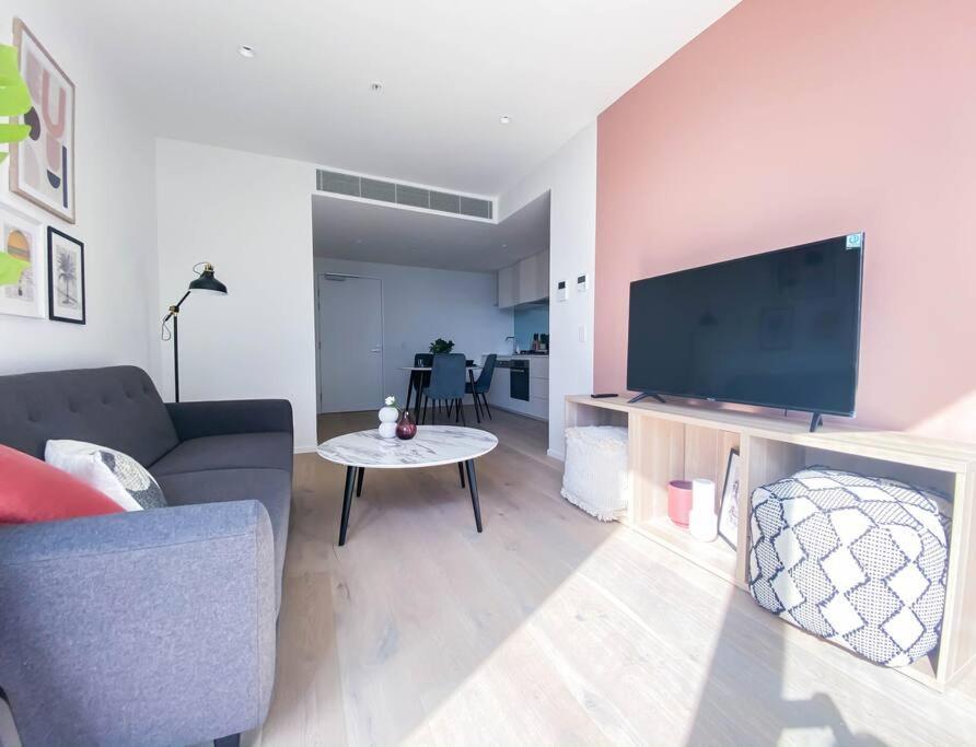 Apartment Glamorous Southbank Home#msq14