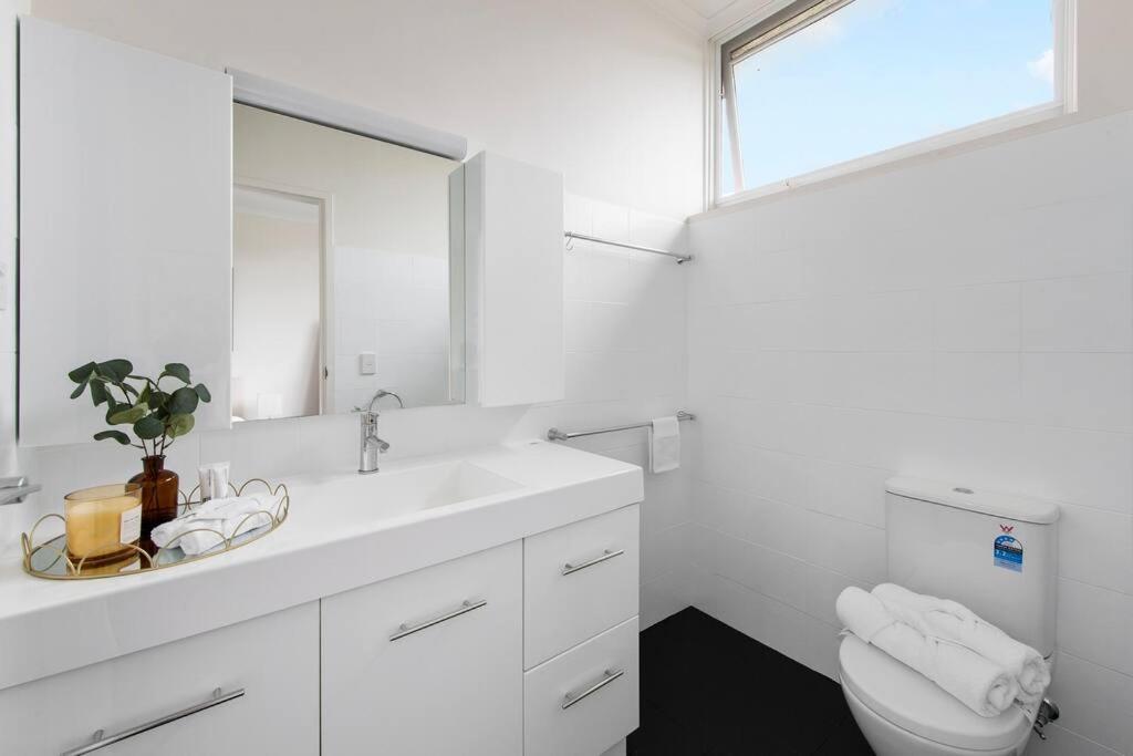 Chic Caulfield North Retreat Apartment *