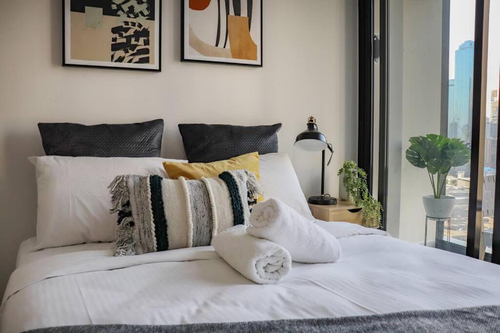 Apartment Designer Southbank, Close To Crown And Mcec#sh19