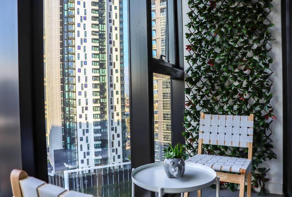 Apartment Designer Southbank, Close To Crown And Mcec#sh19