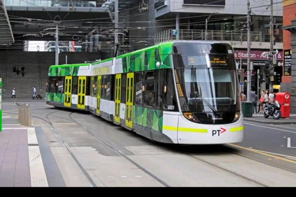 Luxury 2bedroom2bathroom At Mel Cbd * Melbourne
