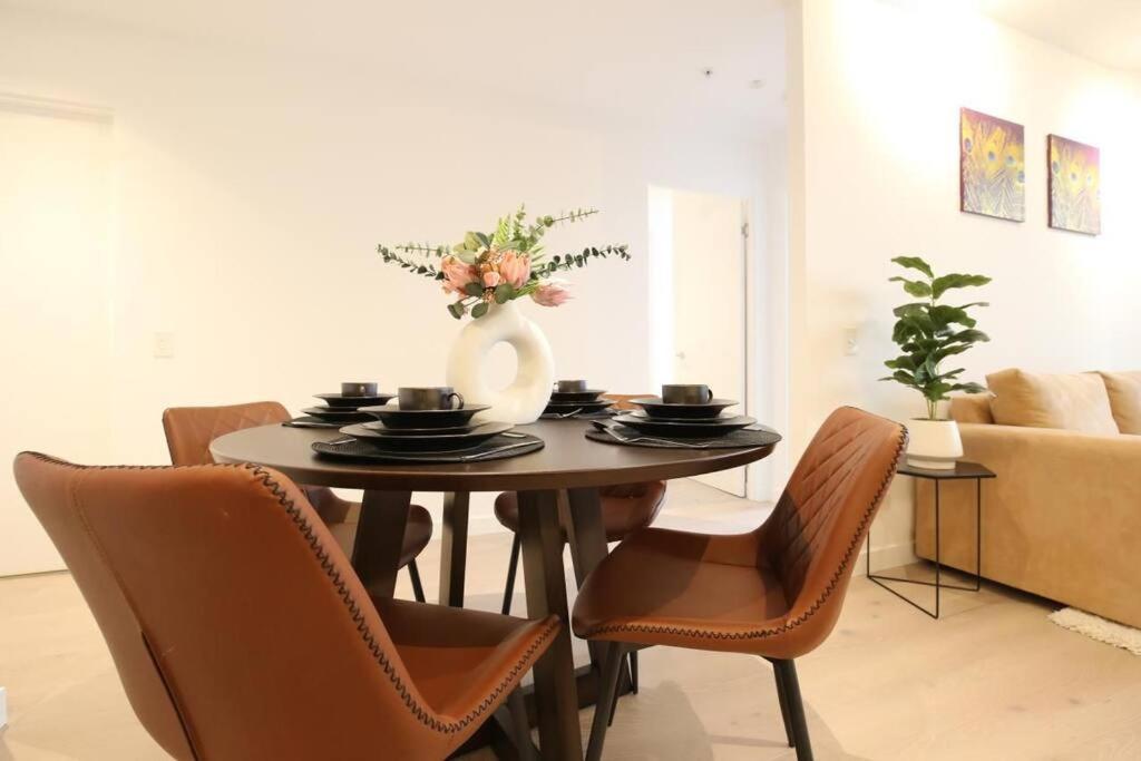 Luxury 2bedroom2bathroom At Mel Cbd Apartment Melbourne