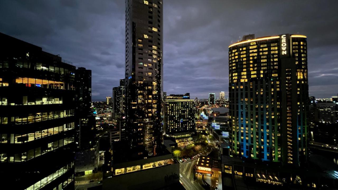 Opulent Level 25 With Breathtaking Views Apartment *