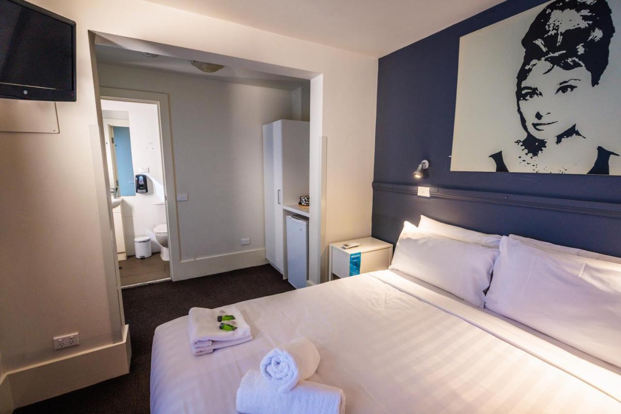 Hostel Yha