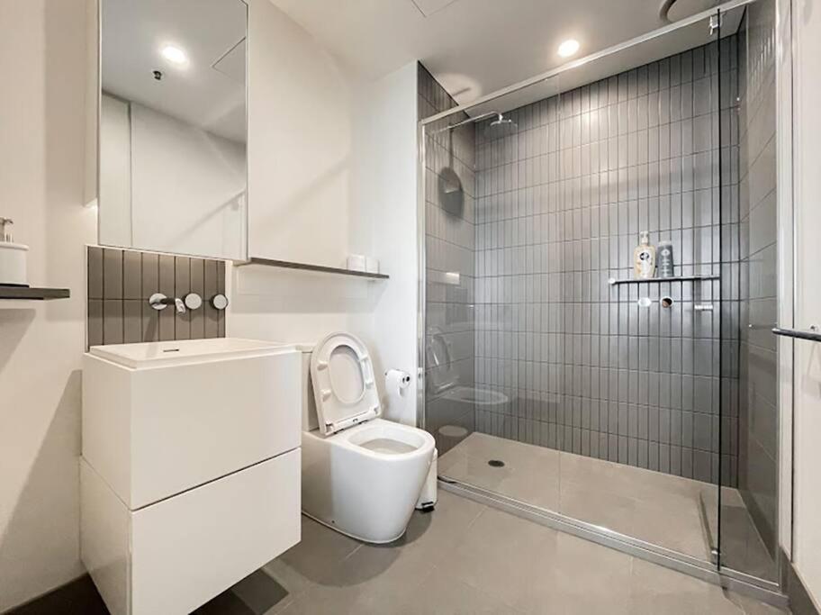 Apartment Designer Southbank, Close To Crown And Mcec#sh15