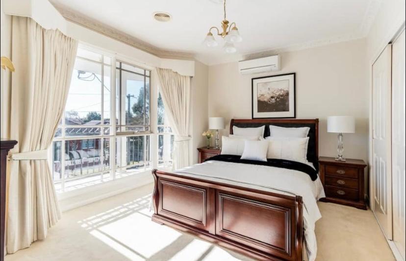 Cosy Private Easy Access To & Airport Melbourne