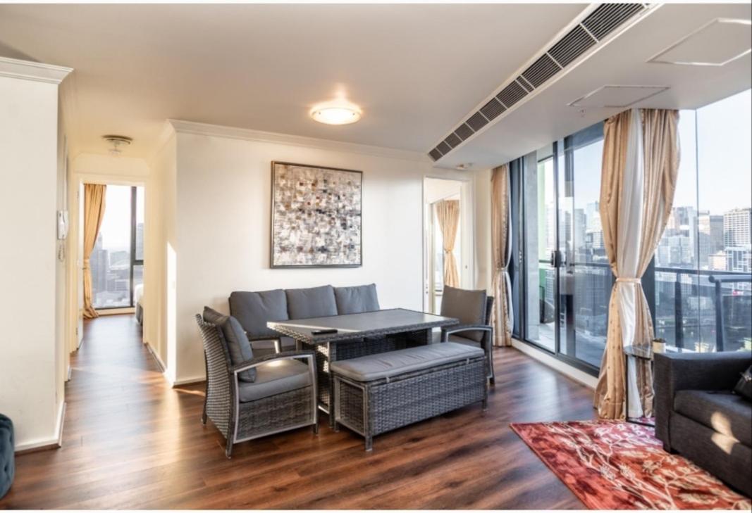 Apartment Rome Sky Melbourne