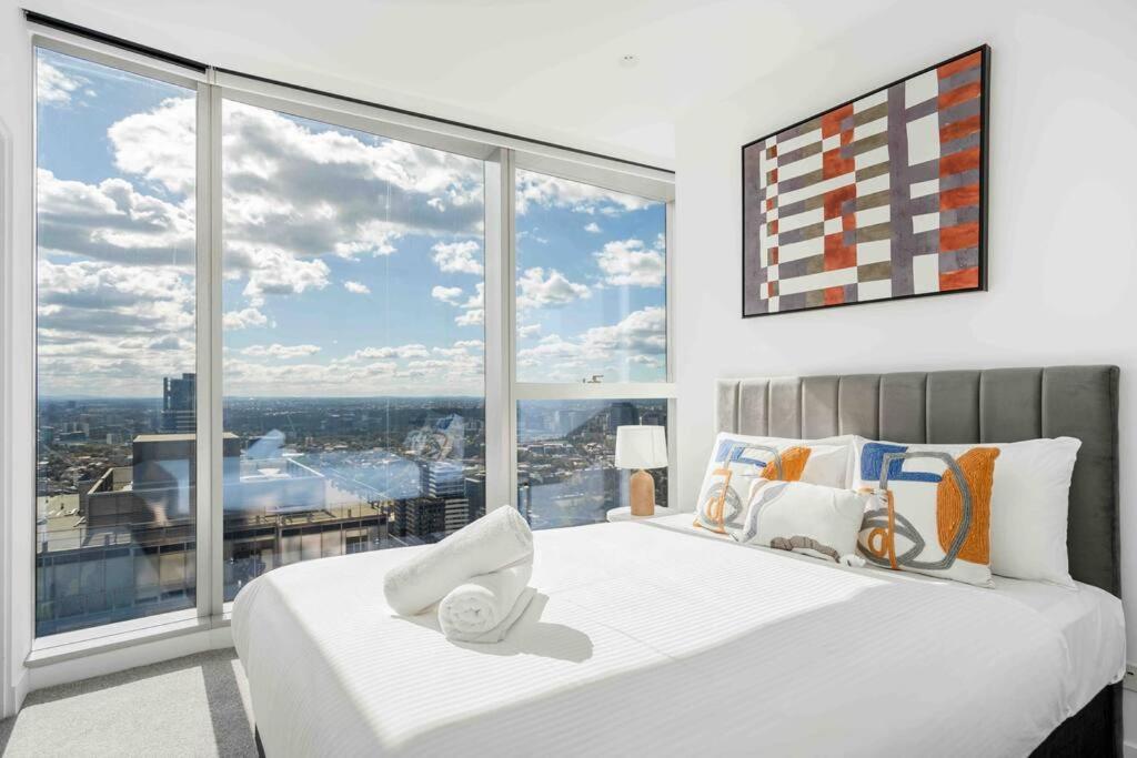 Prestigious 2b Unreal Harbour View #wsp37bb Melbourne