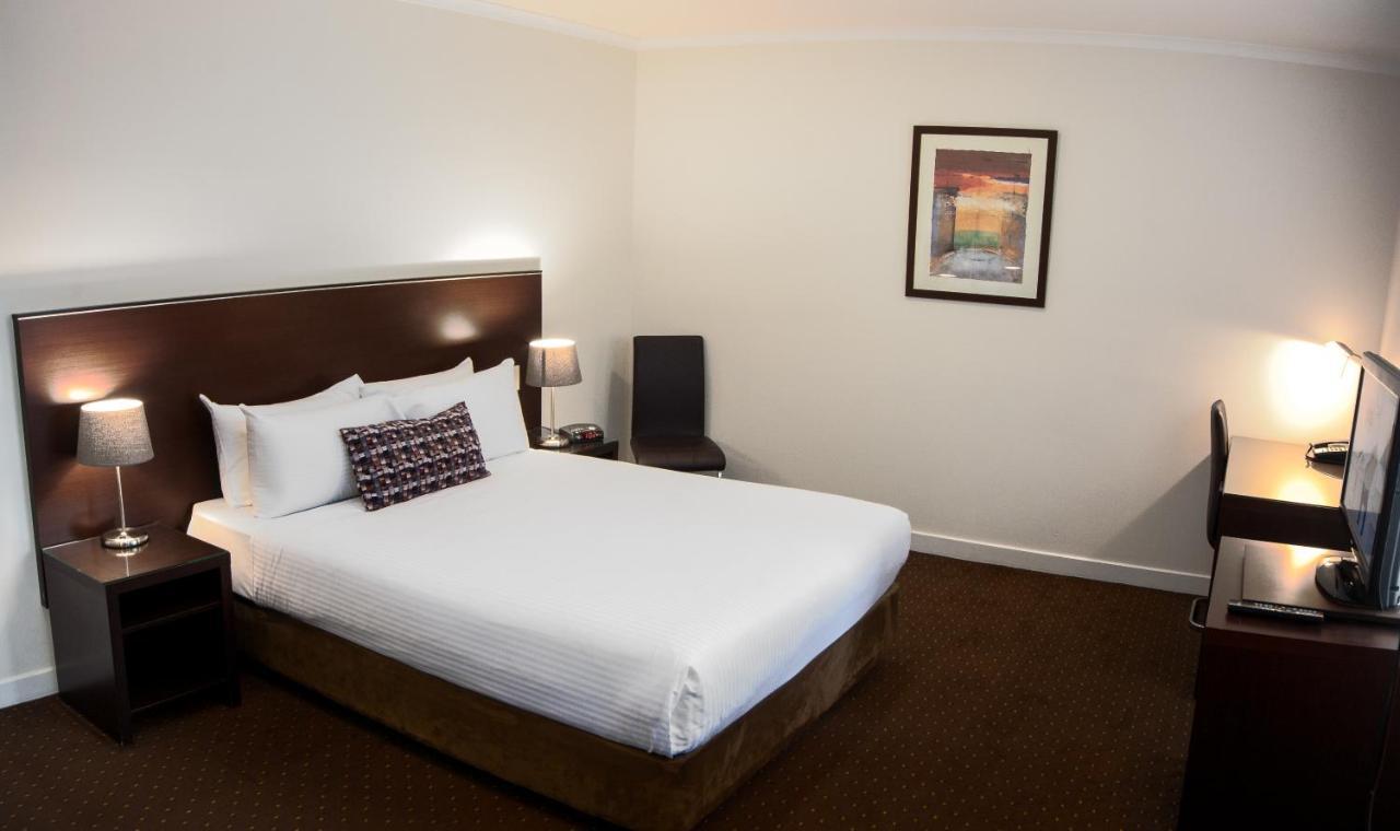 Atlantis 4* Melbourne