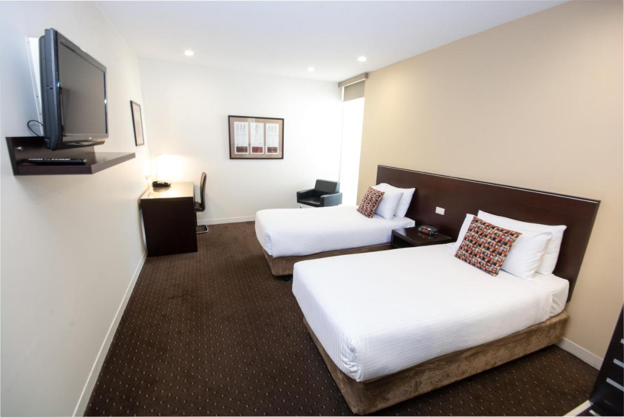 Atlantis 4* Melbourne