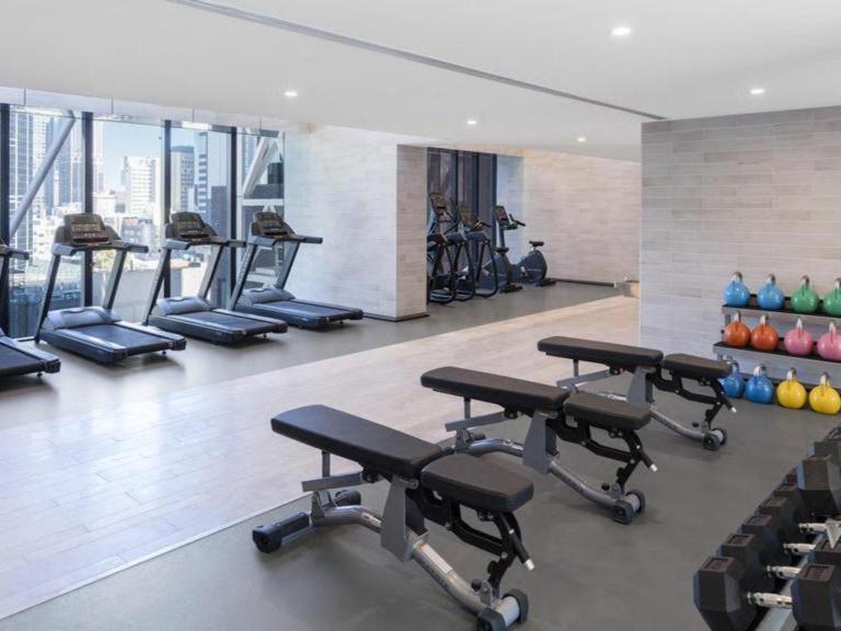 Beautiful Skyview Cbd Highrise 3beds With Carpark Available Apartment