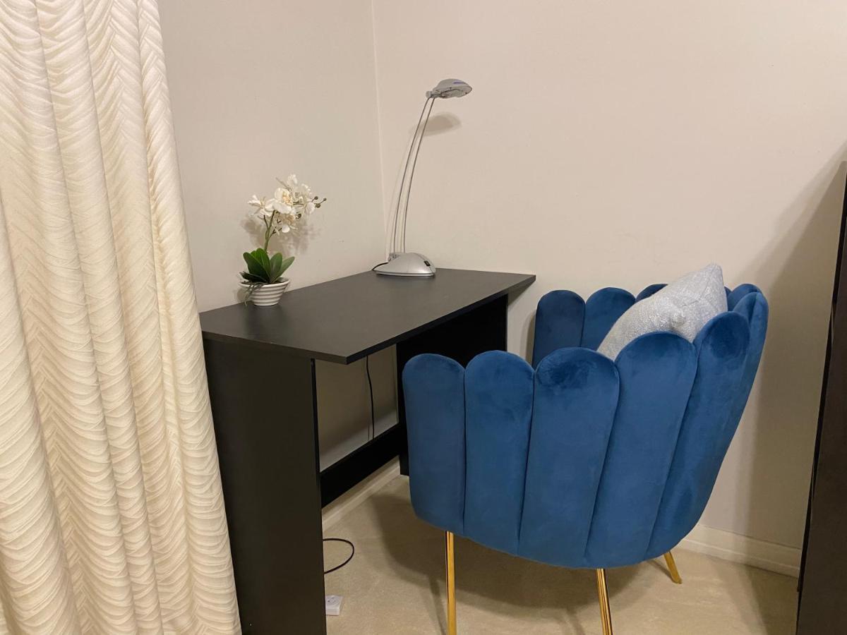 Cosy Private Easy Access To & Airport *