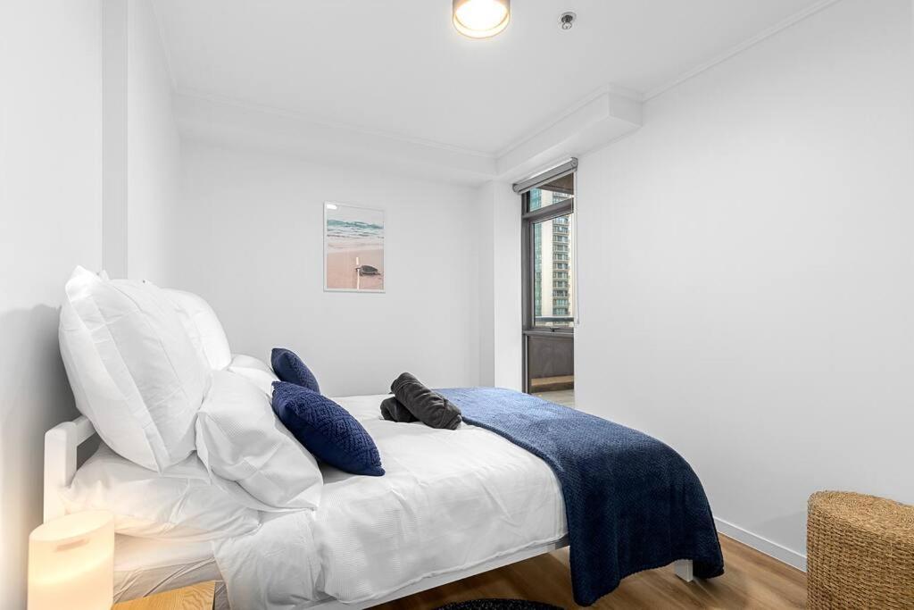 2-bedroom In Paris End Of Cbd Melbourne